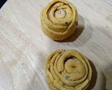 A picture of step 4 of Bottlegourd/Lauki Paratha.