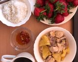 Hình bước làm 5 của món Ức gà xào thơm