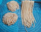 Foto langkah ke 3 dari resep Mie Wortel.
