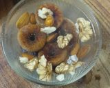 नवरात्रि स्पेशल बनाना ड्राई फ्रूट्स स्मूदी (Navratri Special Banana Dry Fruits Smoothie) रेसिपी चरण 1 फोटो