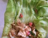 A picture of step 8 of Steamed Lettuce Roll.