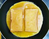 Foto langkah ke 3 dari resep Roti Telur Panggang (Korean Style).