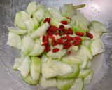 滑蛋絲瓜（不加水更鮮甜）的食譜步驟3照片