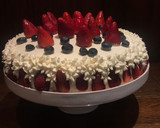 Foto del paso 9 de la receta: Torta de frutos rojos