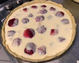 Une image de l'étape 6 de Tarte aux pêches de vigne pâte brisée aux deux laits.