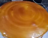 A picture of step 5 of Chocolate, caramel cream cake.