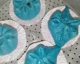 Foto langkah ke 6 dari resep Bakpao Bunga Telang (No Mikser).