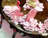 عکس مرحله 4 از دستور کیک روز عشق 💗