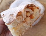 Foto del paso 15 de la receta: Ensaimada rellena de crema pastelera y azúcar quemada