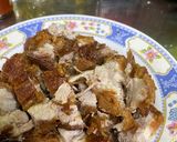 รูปขั้นตอนการทำที่ 1 ของ กะเพราหมูกรอบ