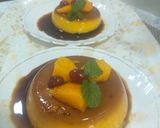 A picture of step 7 of Custard Mango caramel pudding.