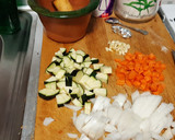 Foto del paso 1 de la receta: Rape en salsa con verduras