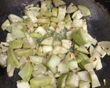 A picture of step 3 of Bottle gourd tomato curry.