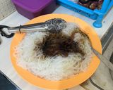 Foto langkah ke 1 dari resep Bihun Ayam Kecap.