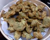 Foto del paso 4 de la receta: Buñuelos de espinaca 😋