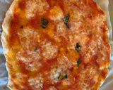 Foto del passaggio 5 della ricetta Pizza ad occhio di Assunta