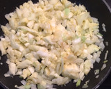 Foto del paso 2 de la receta: Calabacitas rellenas de salmón y queso