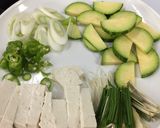Hình bước làm 3 của món Canh tương đậu cây nén(달래 된장찌개)