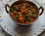 A picture of step 9 of Cauliflower n green peas kolhapuri masala gravy.