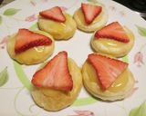 A picture of step 2 of Lemon curd and strawberry puffs.