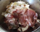 รูปขั้นตอนการทำที่ 1 ของ หมูป่าผัดพริกแกง