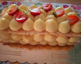 Foto del passaggio 3 della ricetta Millefoglie alla crema e fragole