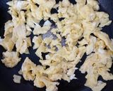 Foto langkah ke 1 dari resep Nasi Goreng Bumbu Dasar Putih.