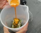 Foto del passaggio 2 della ricetta Polpetta con cuore alla coque, salsa alla zucca, spuma di parmigiano e caviale di aceto balsamico