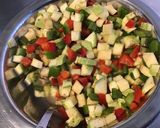 Une image de l'étape 5 de Queues de lottes aux poivrons, courgette et bouillon d'anis.