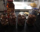 A picture of step 3 of Pickled shallots.
