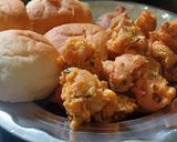 प्याज के पकौड़े (Pyaz ke pakode recipe in hindi) रेसिपी चरण 2 फोटो