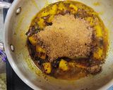 A picture of step 3 of Apple ki khatti meethi launji.