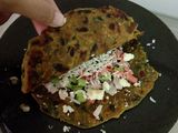થેપલા મેયો ચીઝી કેસાડિલા