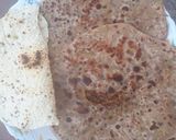 A picture of step 6 of Green Moong Paratha.