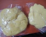 Foto langkah ke 3 dari resep Bolen Pisang.