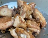 Foto langkah ke 1 dari resep Ayam saus lada hitam.
