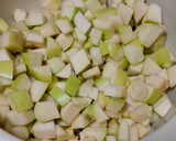Foto del paso 1 de la receta: Crujiente de manzana sin azúcar