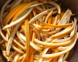 Une image de l'étape 2 de Écorces d’orange confites / orangettes.
