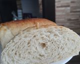 Foto del paso 1 de la receta: Sándwich🥪de salchichón de cerdo🥓y queso🧀en pan🍞casero de ajo🍖y finas hierbas🥐🌿🧄