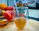รูปขั้นตอนการทำที่ 2 ของ แอปเปิ้ลไซเดอร์ผสมน้ำผึ้ง (Apple cider vinegar&honey)