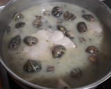 Foto del paso 4 de la receta: Caella en salsa verde con almejas