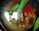Foto langkah ke 2 dari resep Wedang Beras Kencur.