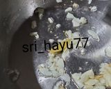 Foto langkah ke 2 dari resep Sop Tahu Rumput Laut Praktis.