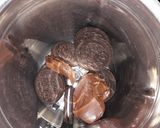A picture of step 1 of Orio nutella Milkshake.