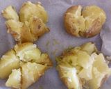 A picture of step 1 of Parmesan spuds.