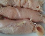 Foto langkah ke 2 dari resep Ayam goreng filet isi keju.