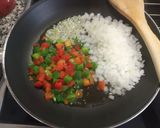 Foto del paso 3 de la receta: Hojaldre redondo sin gluten o normal relleno de salmón fresco