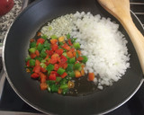 Foto del paso 3 de la receta: Hojaldre redondo sin gluten o normal relleno de salmón fresco