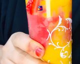 A picture of step 3 of Classic Mangoes & strawberry daiquiri.