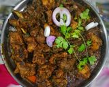 A picture of step 5 of Desi Chicken Kosha.